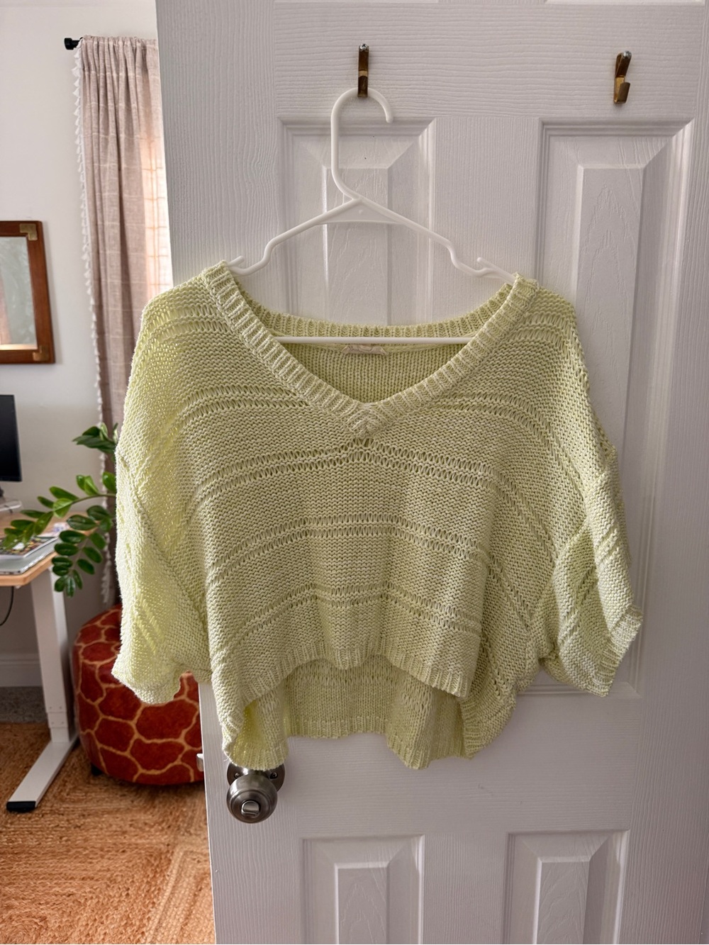 Mystree Pale Lime V-Neck Cropped Knit Sweater